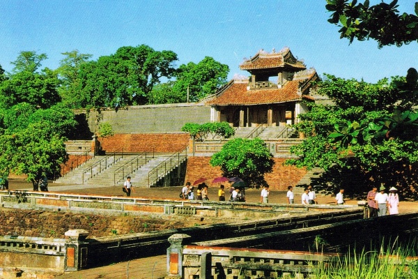 du lịch Huế giá rẻ