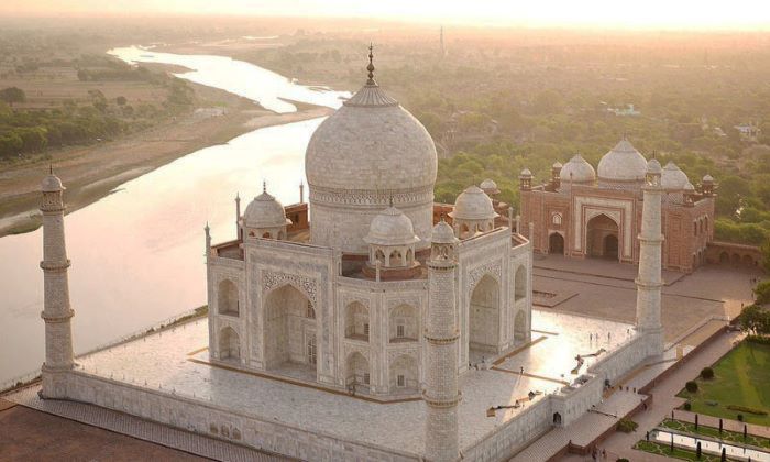 Vẻ đẹp độc đáo, đậm nét tâm linh của đền Taj Mahal