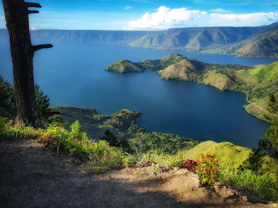 Hồ Toba là hồ nước ngọt lớn nhất Đông Nam Á Hồ Toba là hồ nước ngọt lớn nhất Đông Nam Á