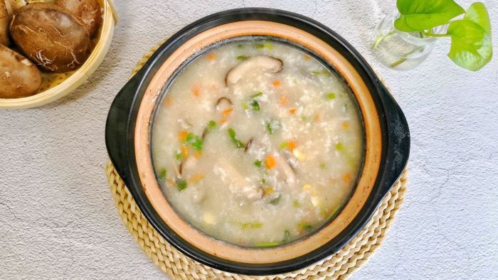 Thưởng thức cháo gà DakJuk thơm ngon, bổ dưỡng khi tới Hàn Quốc