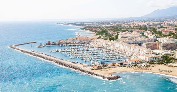 Marbella là một trong những bãi biển tuyệt đẹp bậc nhất ở Tây Ban Nha