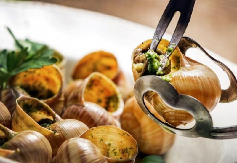 Escargot là đặc sản độc đáo trong ẩm thực Pháp