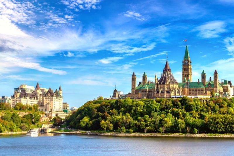 Check in thủ đô Ottawa khi tới Canada du lịch