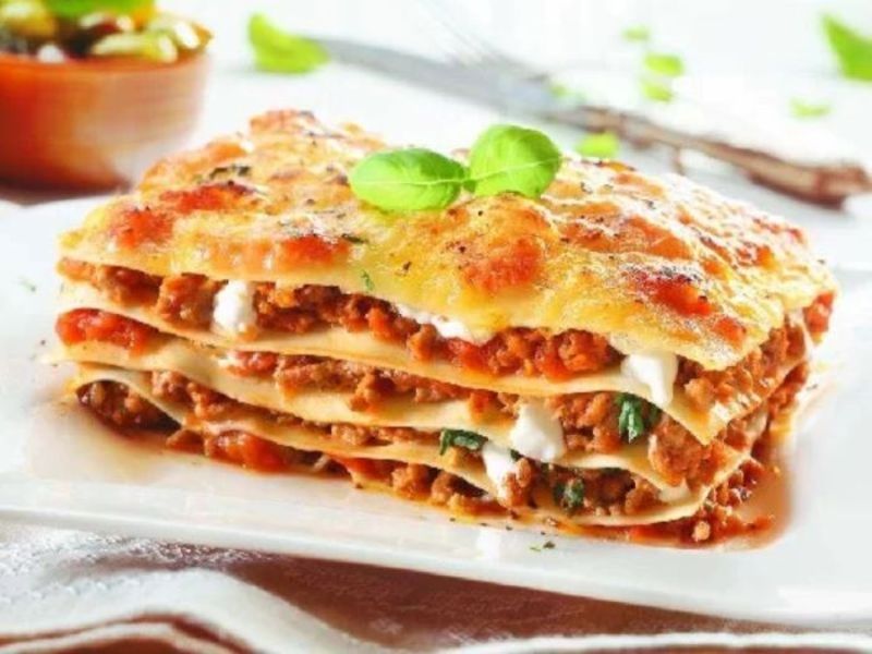 Thưởng thức món mì dạng tấm Lasagne độc đáo