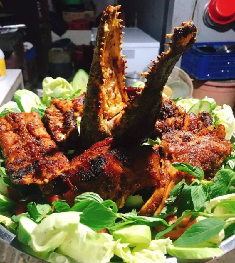 Đặc sản cá sấu nướng ở đất nước chuột túi