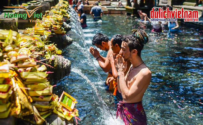 Suối thần Tampak Siring Suối thần Tampak Siring