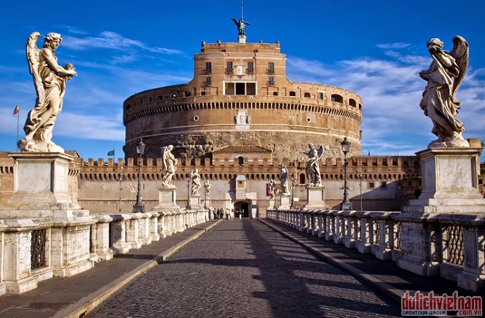 Lâu đài Castello St Angelo Lâu đài Castello St Angelo