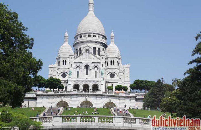 Lâu đài Montmartre Lâu đài Montmartre