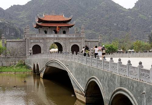 Du Lịch Hoa Lư - Tam Cốc - Cúc Phương 2 Ngày