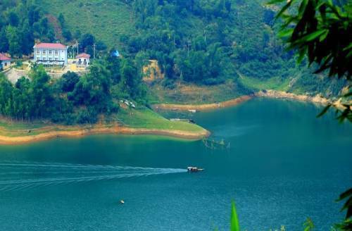 Du Lịch Mộc Châu - Cầu Kính Bạch Long - Săn mây Tà Xùa 2 Ngày