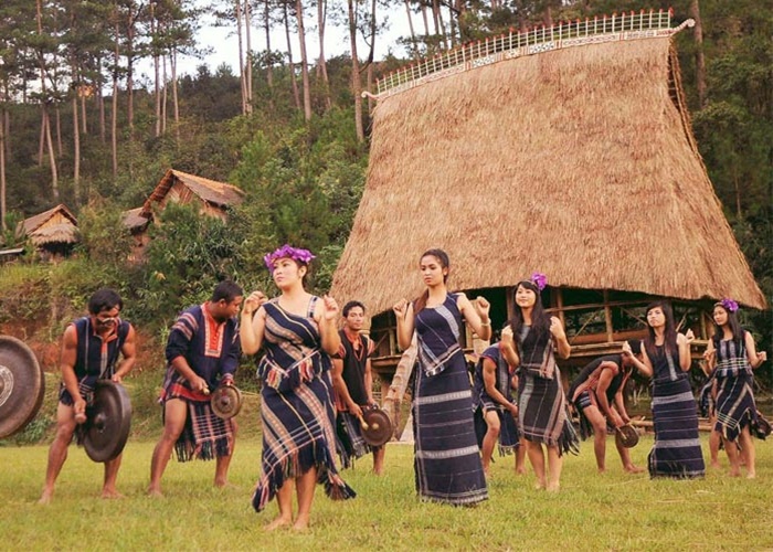 Tour Tây Nguyên 5N4Đ: Từ Hà Nội - Pleiku - Kontum - Buôn Mê Thuột, Bay VN + KS 3-4*