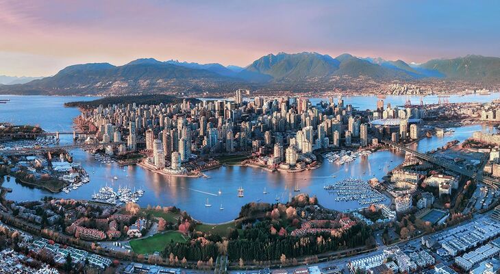 Liên Tuyến Canada Đông Tây Mùa Thu Vàng: Hà Nội - Vancouver - Victoria - Richmond - Toronto - Thác Nước Niagara Falls - Ngàn Đảo - Kingston - Montreal - Ottawa - Quebec 11 Ngày Bay Eva Air 5*