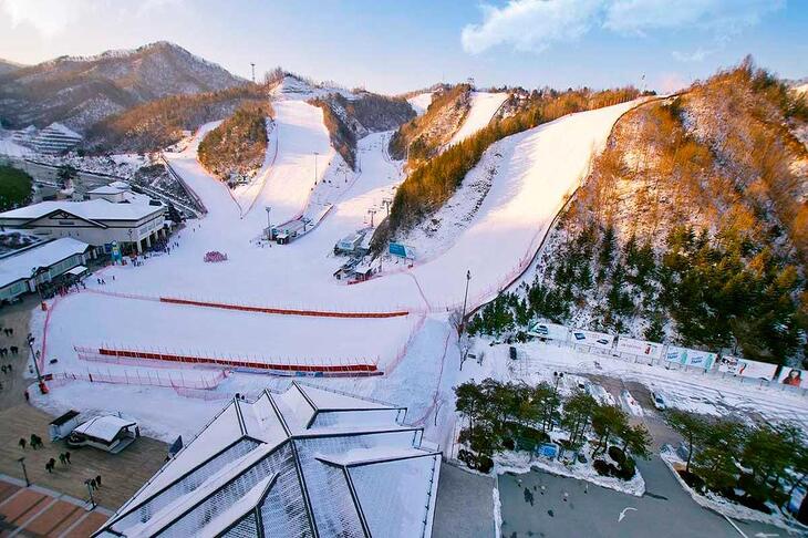 Du Lịch Hàn Quốc: Hà Nội - Busan - Gyeongju - Seoul - Tàu Điện - Trượt Tuyết Elysian - Làng Cổ Eunpyeong 6 Ngày Bay Vietnam Airlines