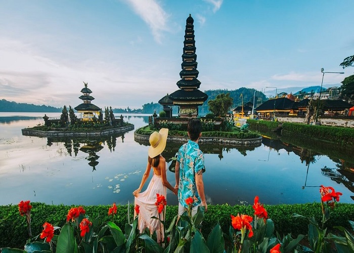 Du Lịch Bali 4N3Đ: HCM - Cổng Trời Handara - Đền Ulun Danu - Bãi Biển Jimbaran, Tặng Bali Swing + Hotel 4*, Vietnam Airlines