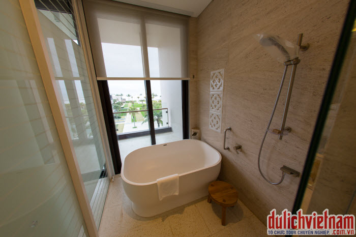 Phòng tắm tại Hyatt Regency Đà Nẵng Resort & Spa Phòng tắm tại Hyatt Regency Đà Nẵng Resort & Spa