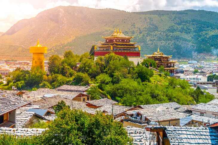 Du Lịch Trung Quốc: Hà Nội - Cát Bi - Lệ Giang - Đại Lý - Shangrila 6 Ngày Bay Lucky Airlines (No Shopping)
